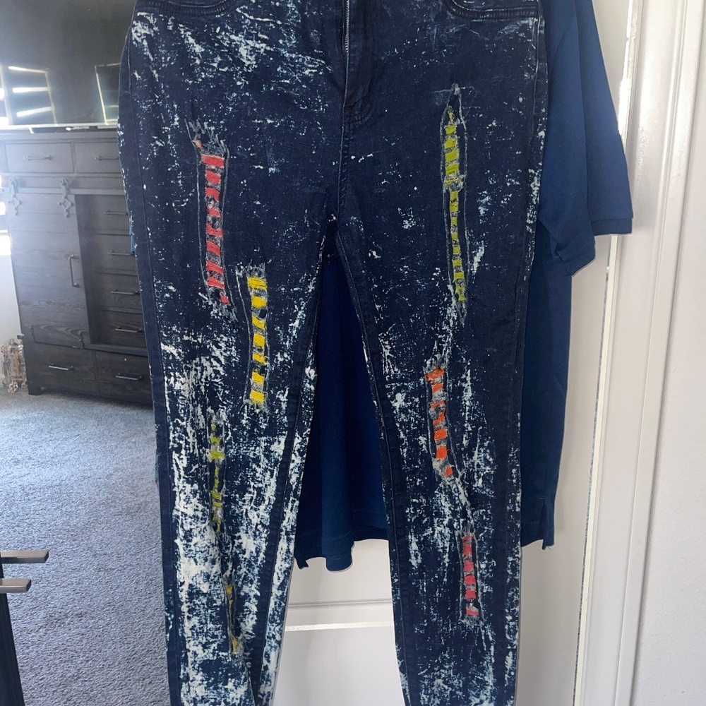 jeans